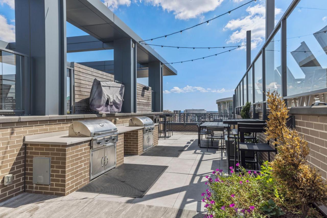 Placemakr Marymount Ballston Hotel